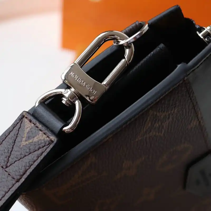 LV Bag 20DJ11054