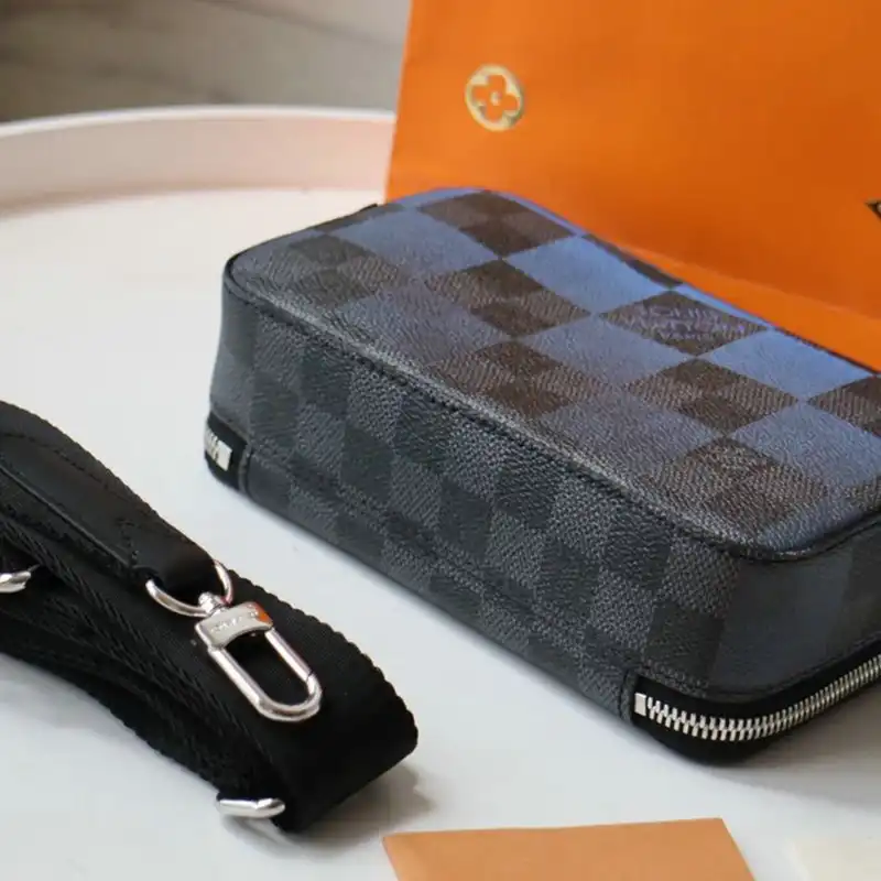 LV Bag 20DJ11093