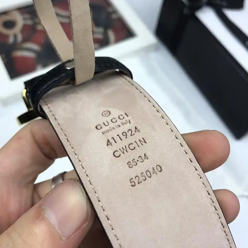 G*u*i s belts 19bl0021