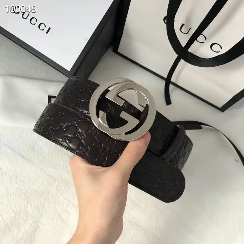G*u*i s belts 19bl0023