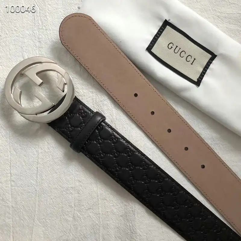 G*u*i s belts 19bl0023
