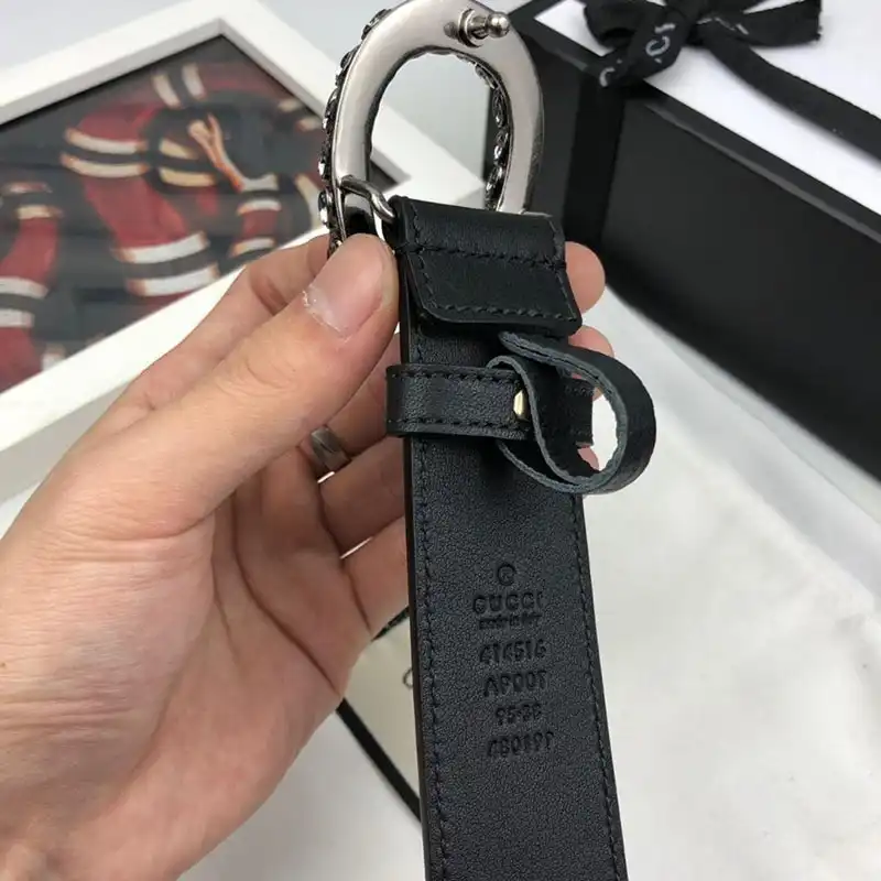 G*u*i s belts 19bl0034