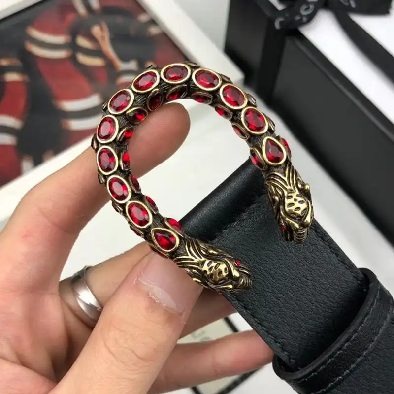 G*u*i s belts 19bl0035