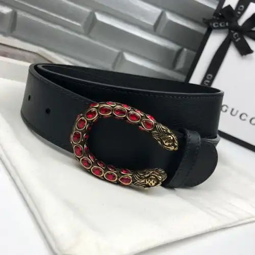 G*u*i s belts 19bl0035