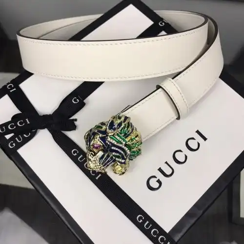 G*u*i s belts 19bl0046