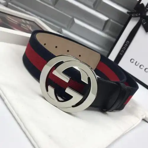 G*u*i s belts 19bl0086