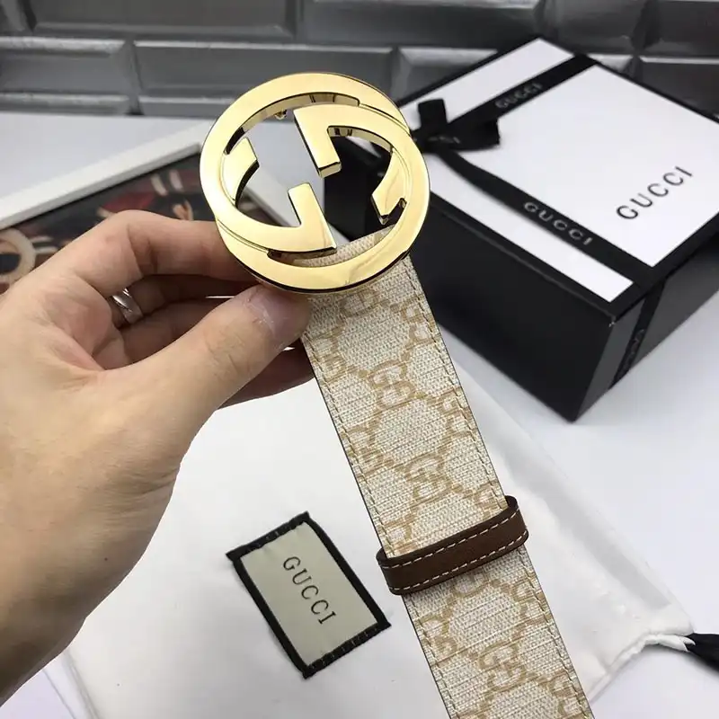 G*u*i s belts 19bl0088