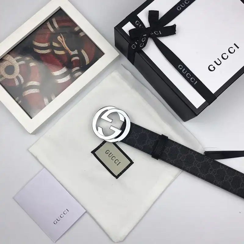 G*u*i s belts 19bl0094