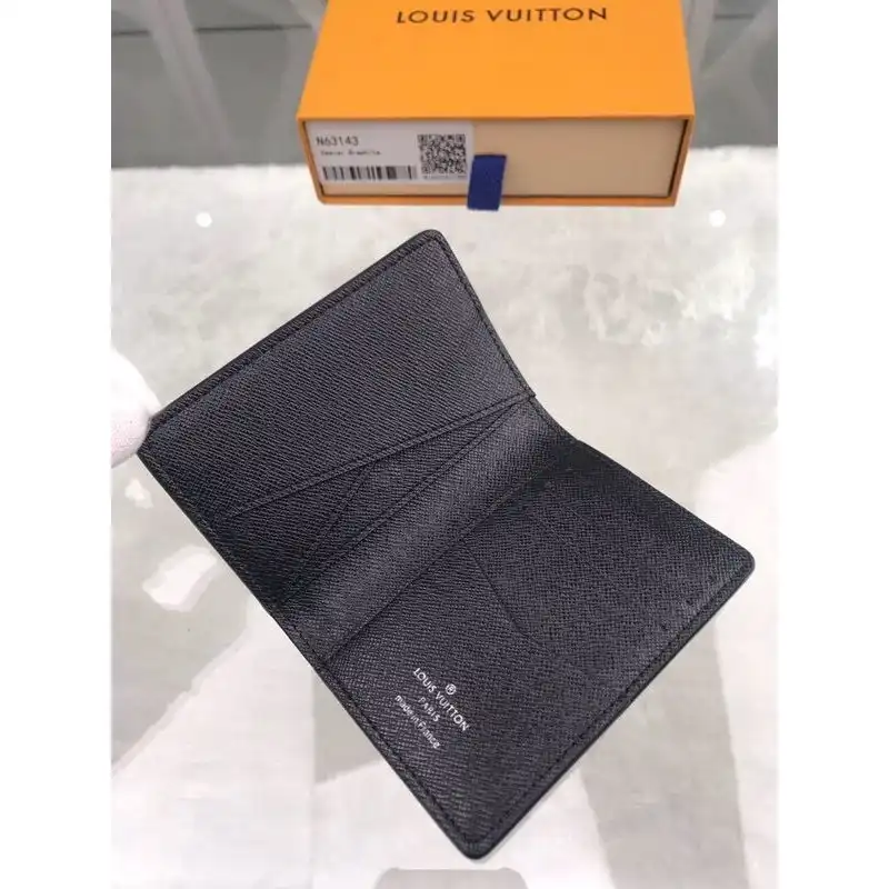 LV Bag 19HT0047