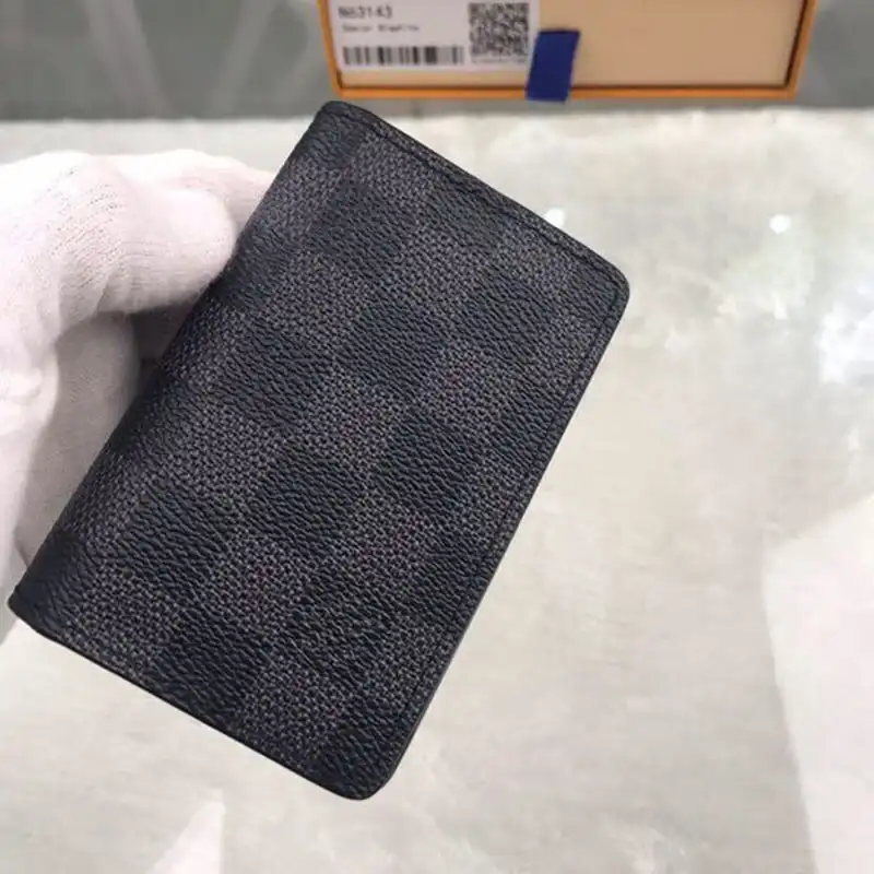 LV Bag 19HT0047