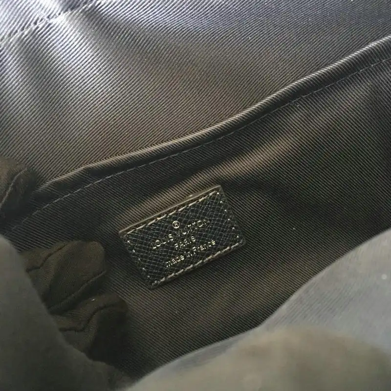 LV Bags 19T1L0080