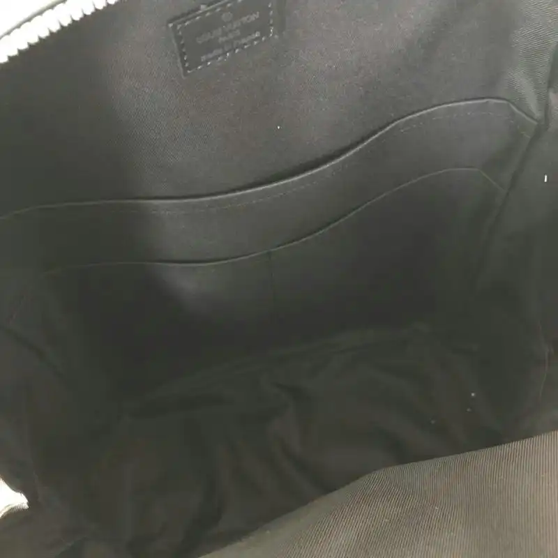 LV Bags 19T1L0107