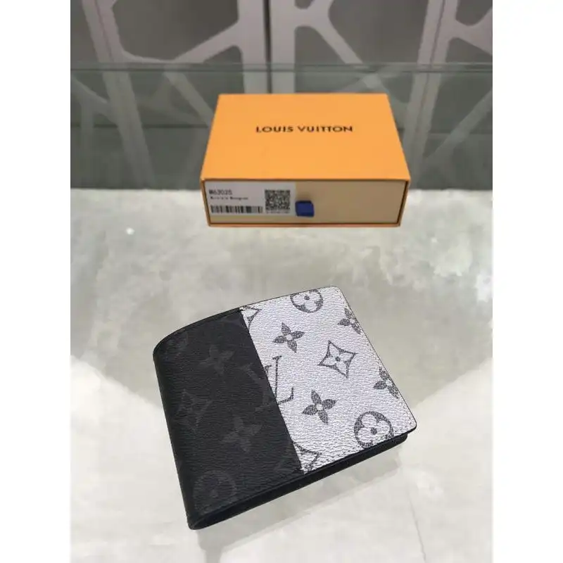 LV Bags 19T1L0116