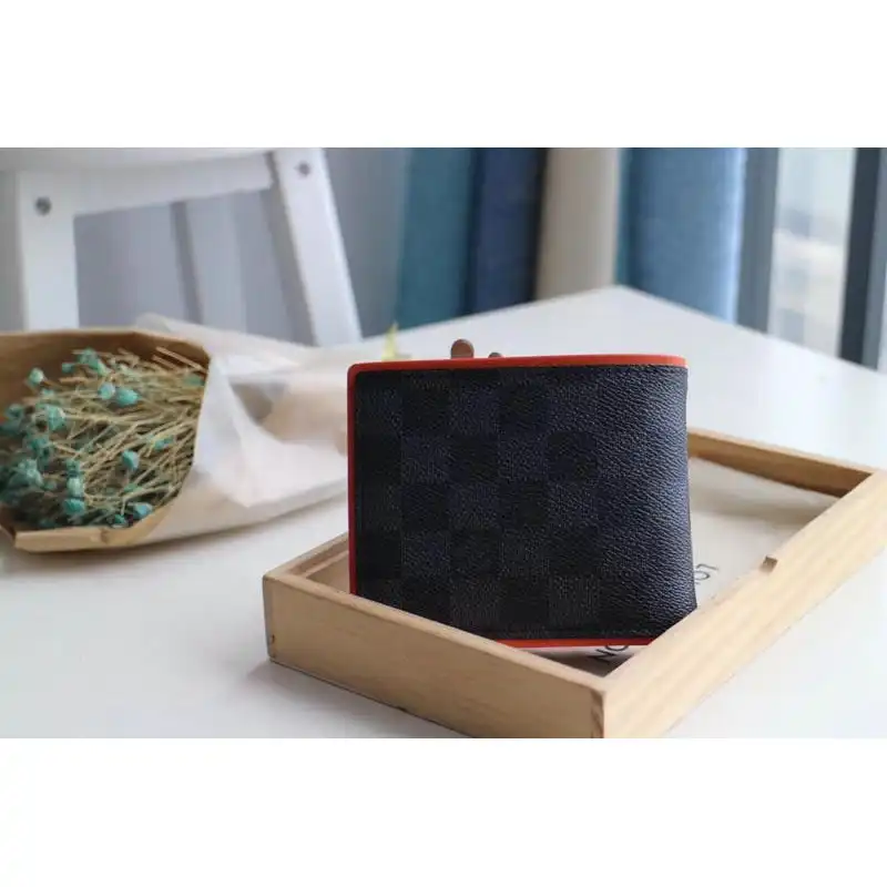 LV Bags 19T1L0306
