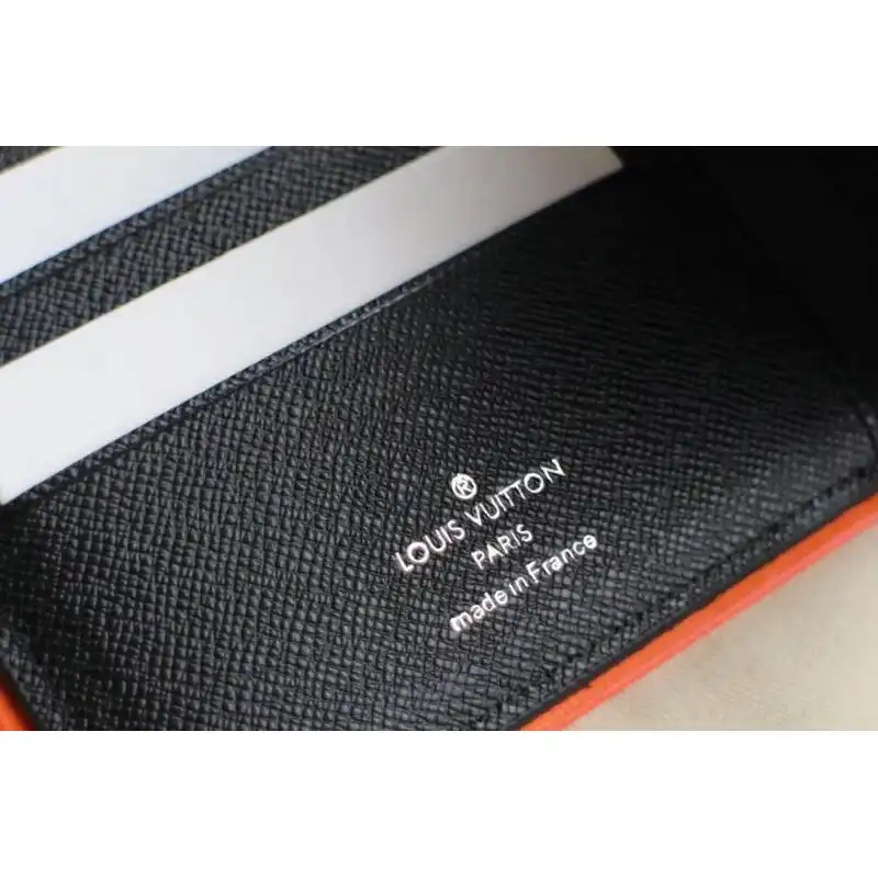 LV Bags 19T1L0306