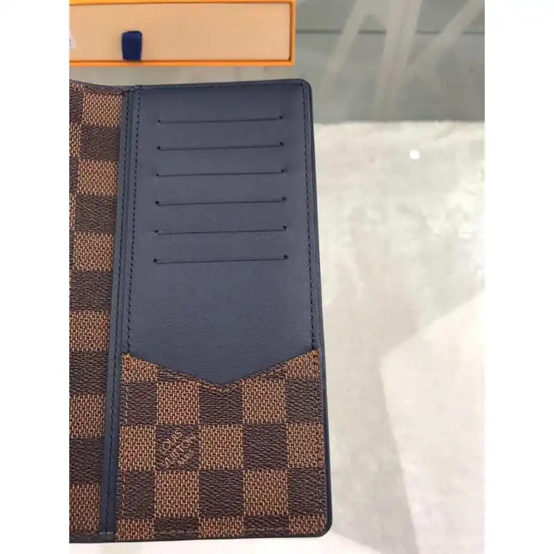 LV Bags 19T1L0533