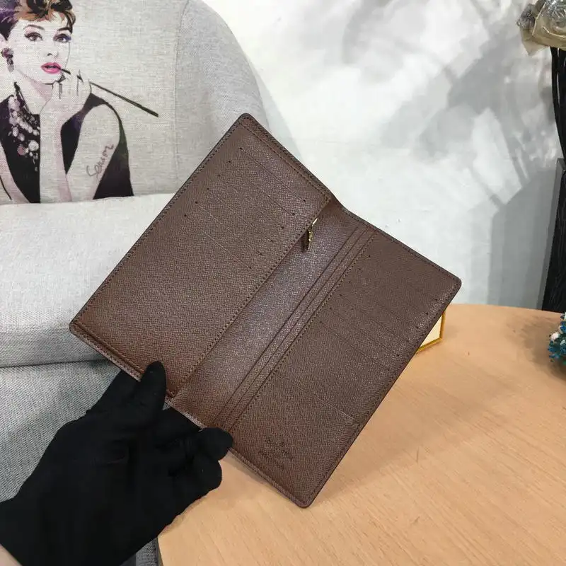 LV Bags 19T1L0621