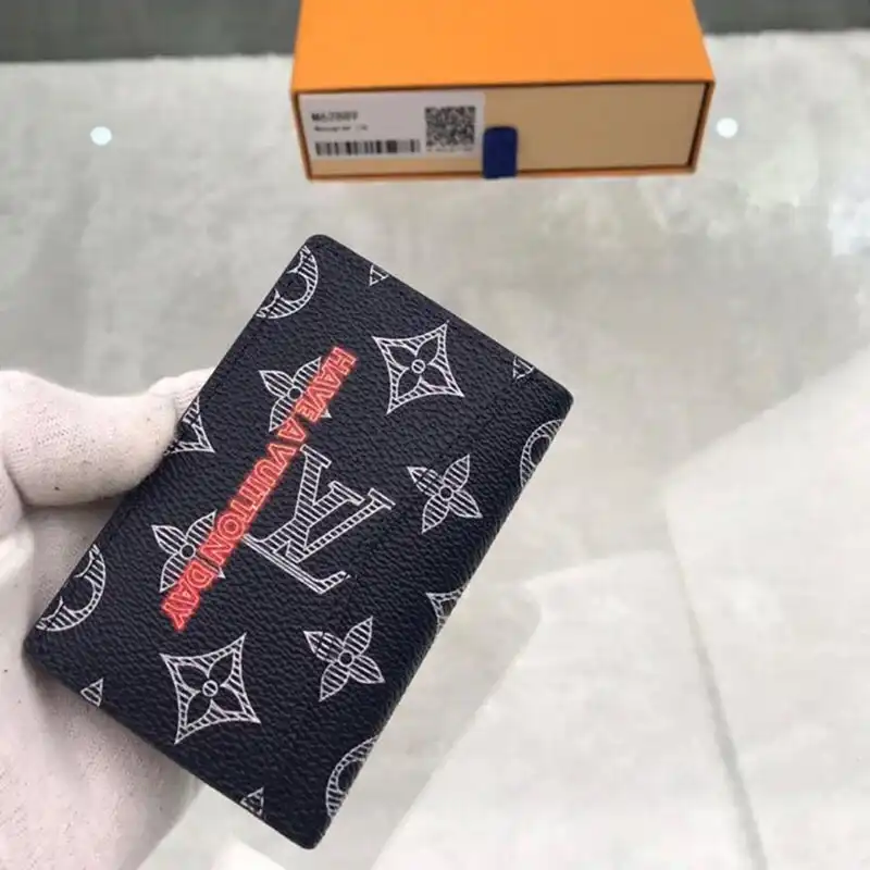LV Bags 19T1L0652