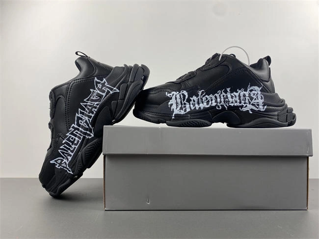 Stylish BALENCIAGA  H 4345