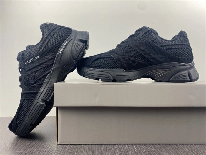 BLCG Phantom Black  678869 W2E92 Trendy 4455