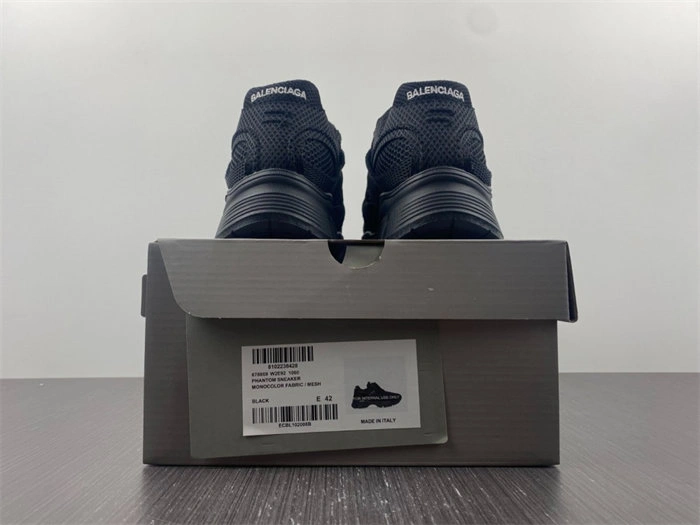 BLCG Phantom Black  678869 W2E92 Trendy 4455