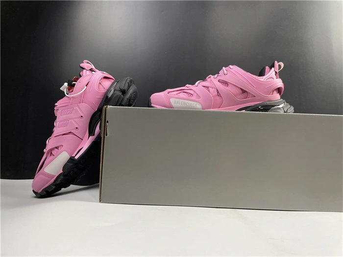 Sporty BLCG TRACK SNEAKER 542023 W1GBB 4499