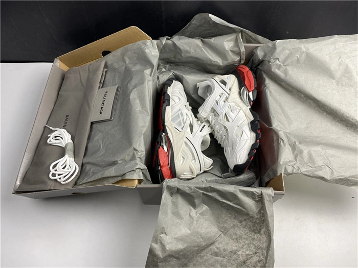 BLCG TRACK SNEAKER 568615 W2GN3 Versatile 4527