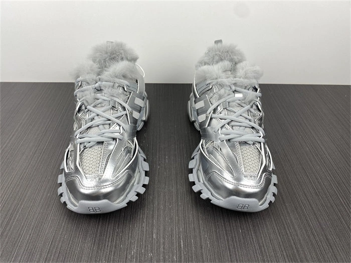 BLCG TRACK SNEAKER 668556 W3FS2 Premium 4430