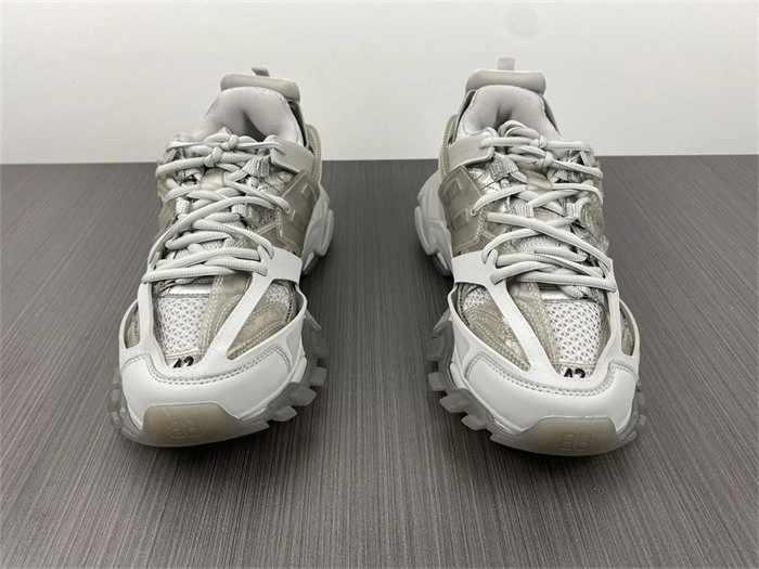 ComfortFit BLCG Track Clear Sole Gray  647742 W3BM4 4406