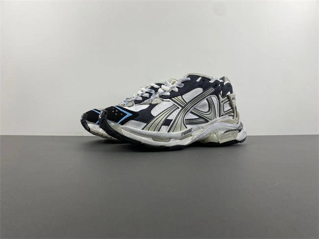 TechFriendly Balenciaga  772774-W3RNY- 4294