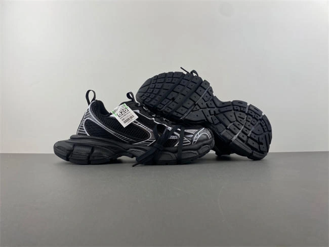 Original Balenciaga 734734 W3RB8 4275