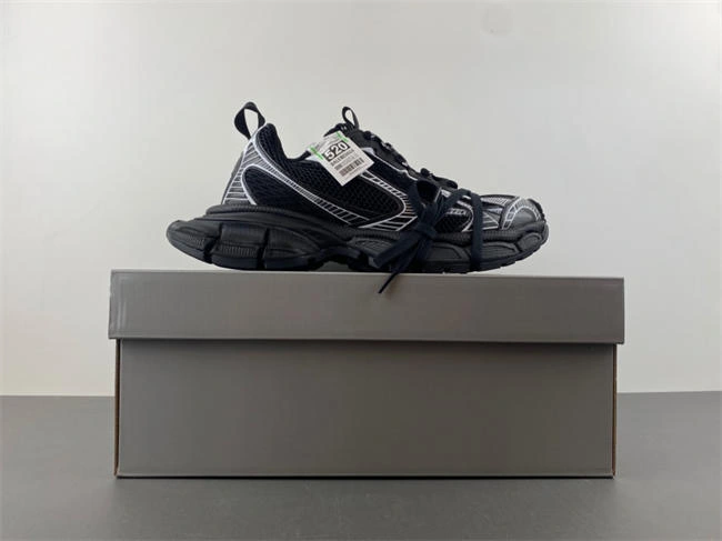 Original Balenciaga 734734 W3RB8 4275