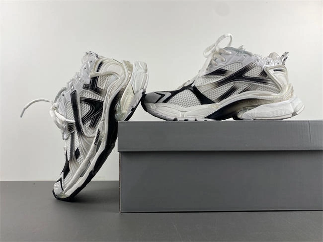 Balenciaga 772774 WRUNG Practical 4271