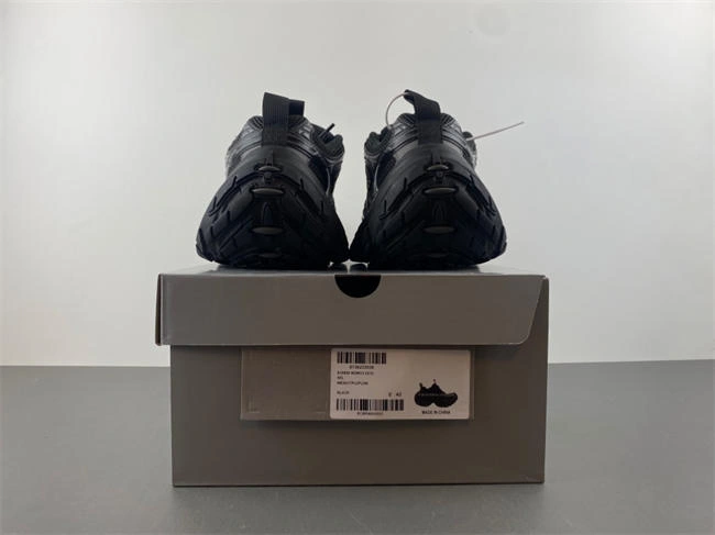 Seasonal Balenciaga 815859 W2MV3 4278