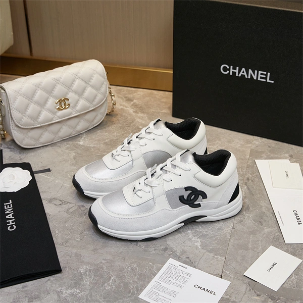 Chanal Sneakers FashionForward 2221