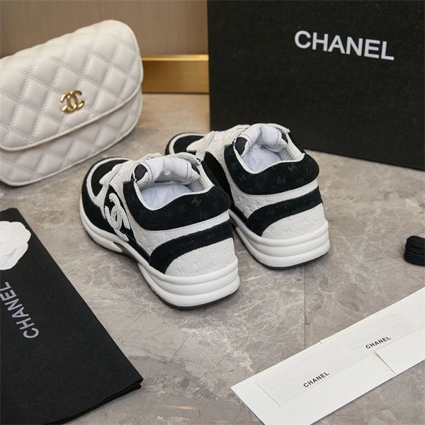 HighPerformance Chanal Sneakers 2229