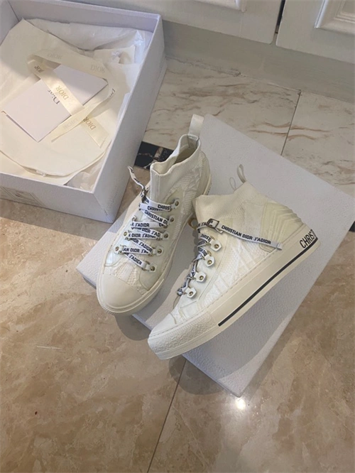 Effortless DR Sneaker 1069