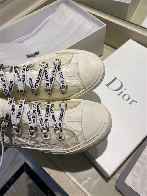 Effortless DR Sneaker 1069