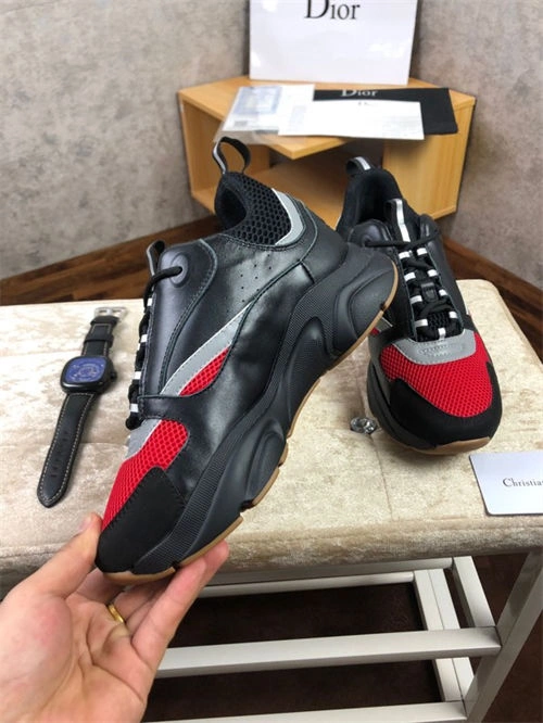 Resilient DR Sneaker 1114
