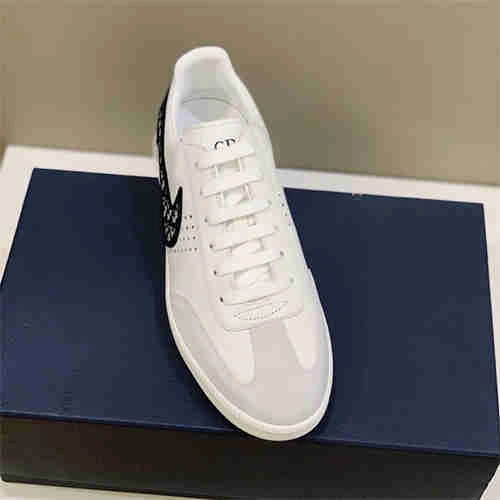 DR Sneaker Popular 1142