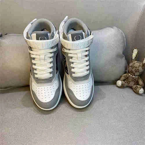Sustainable DR Sneaker 1150