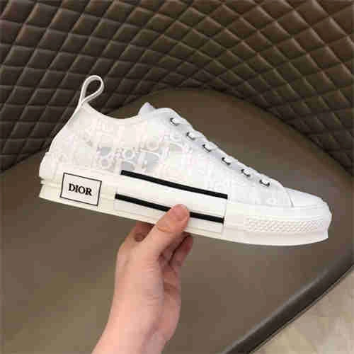DR Sneaker Sustainable 1152