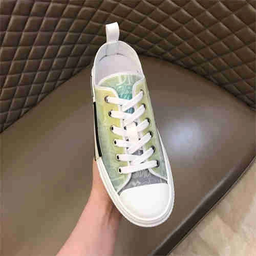 Stylish DR Sneaker 1159