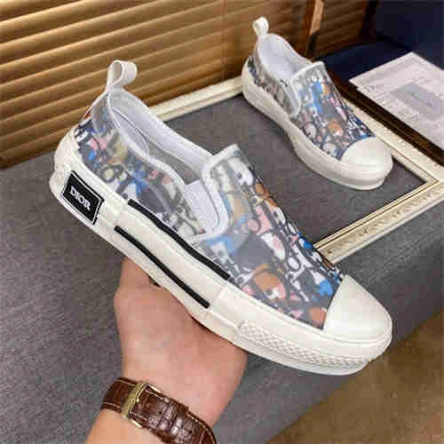 WellDesigned DR Sneaker 1179