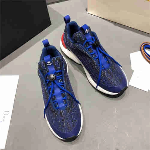 Elegant DR Sneaker 1202