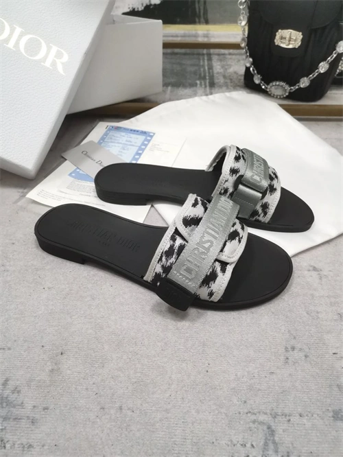 Practical Dio Slipper 5807