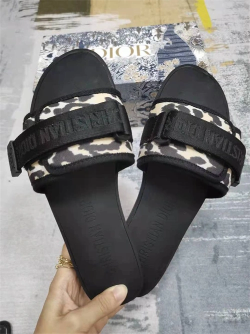 Dio Slipper Bold 5806