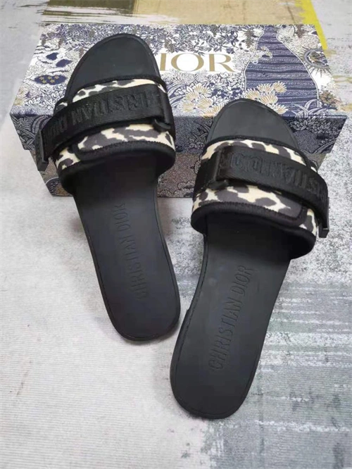 Dio Slipper Bold 5806