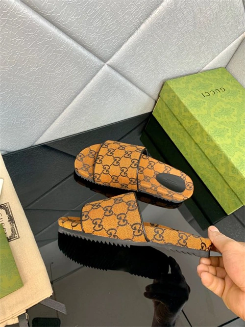 Gocci Slipper Cozy 5756