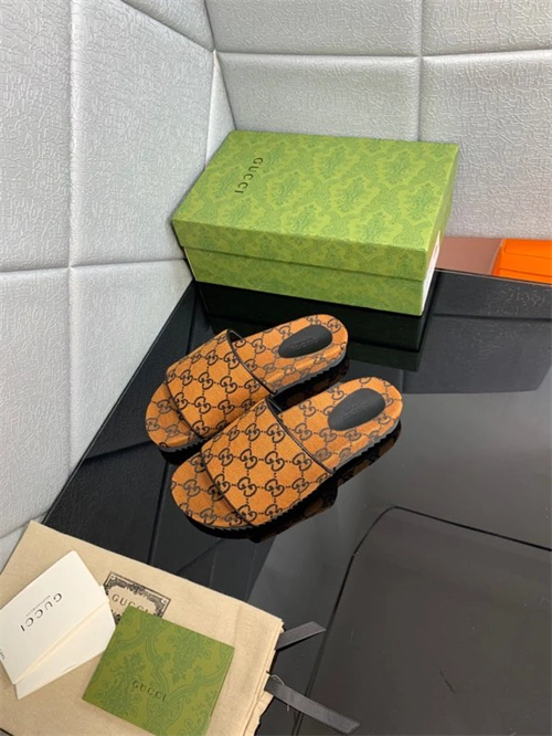 Gocci Slipper Cozy 5756